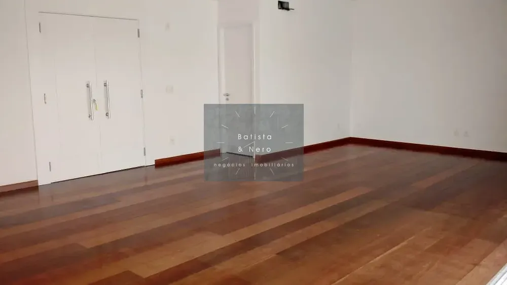 Apartamento, 3 quartos, 211 m² - Foto 1