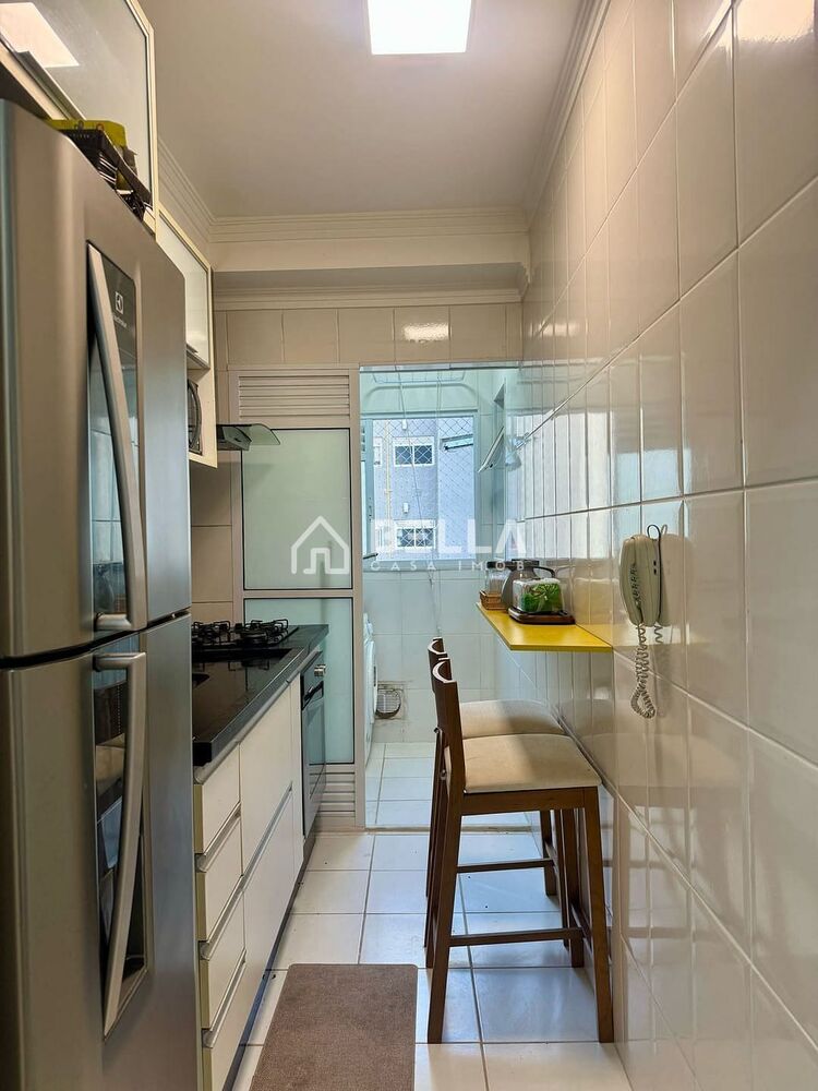 Apartamento à venda com 3 quartos, 68m² - Foto 4