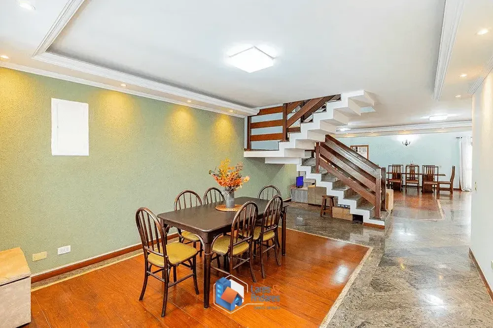 Casa, 4 quartos, 276 m² - Foto 1
