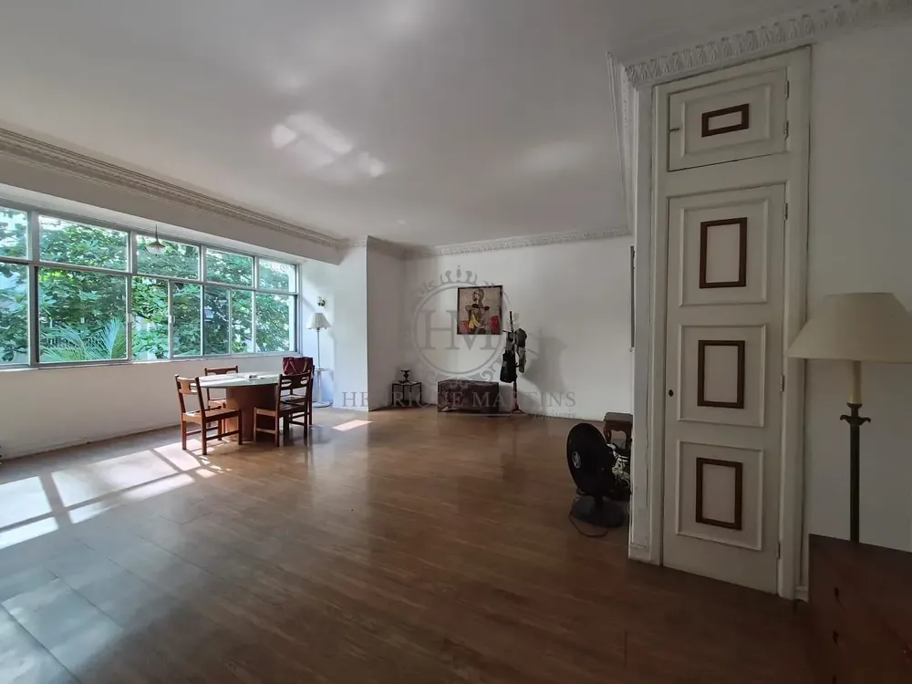 Apartamento, 3 quartos, 130 m² - Foto 1