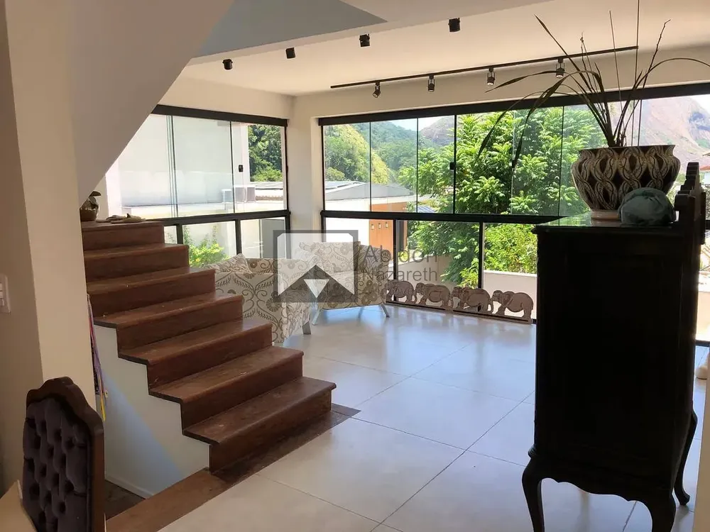 Casa, 3 quartos, 270 m² - Foto 2