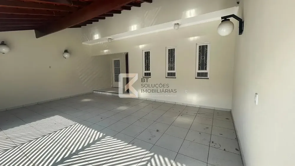 Casa, 3 quartos, 132 m² - Foto 2