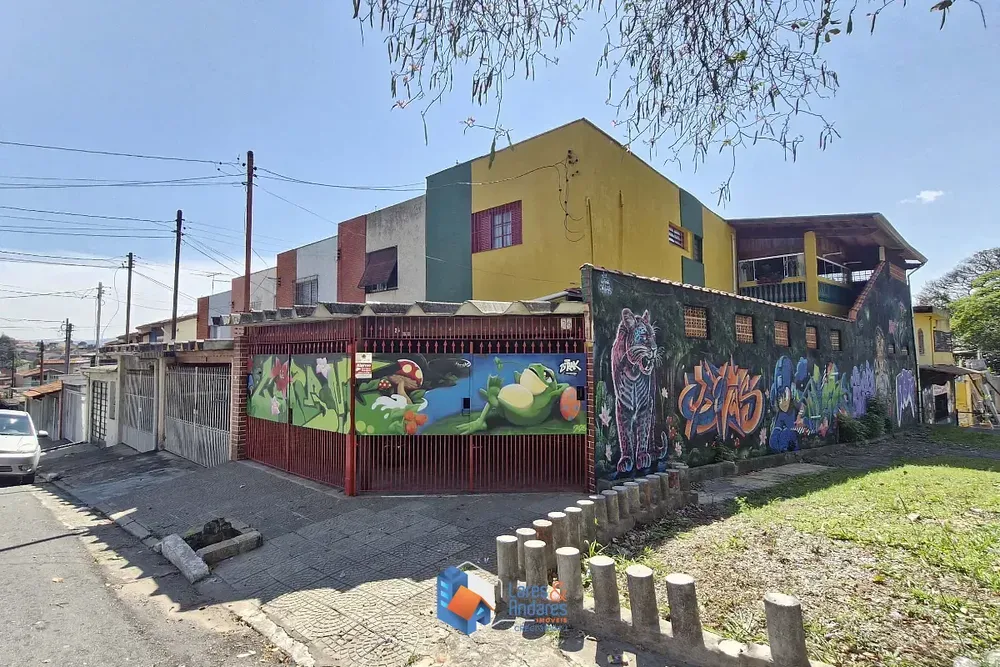 Sobrado, 3 quartos, 206 m² - Foto 1