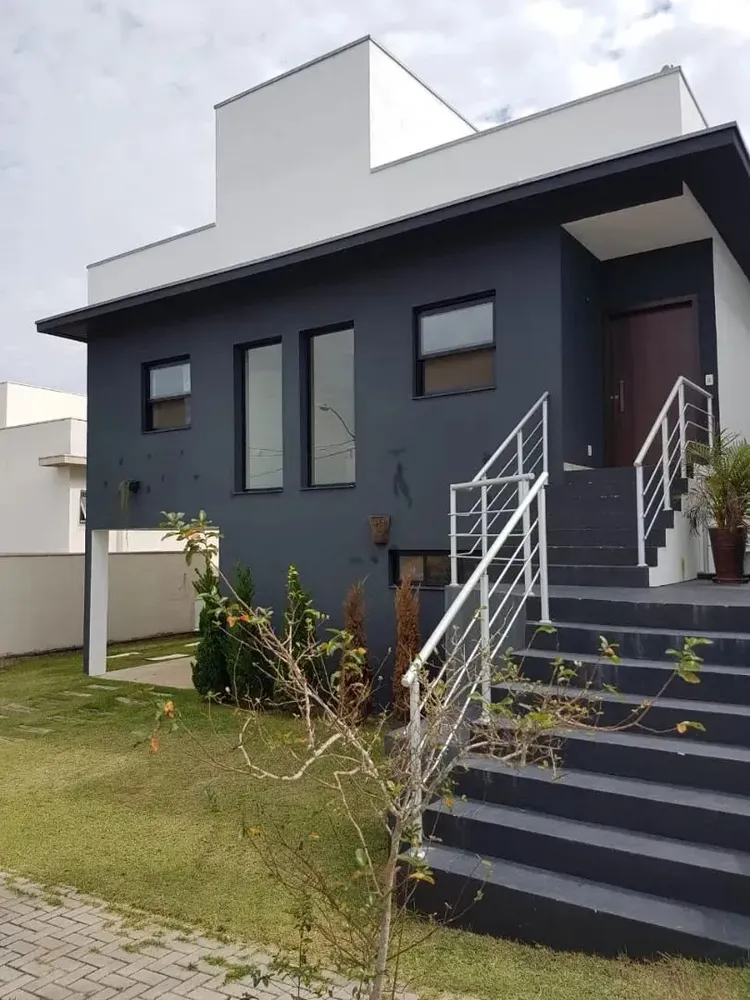 Casa, 3 quartos, 250 m² - Foto 1