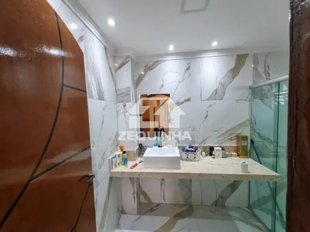 Casa, 5 quartos, 180 m² - Foto 4