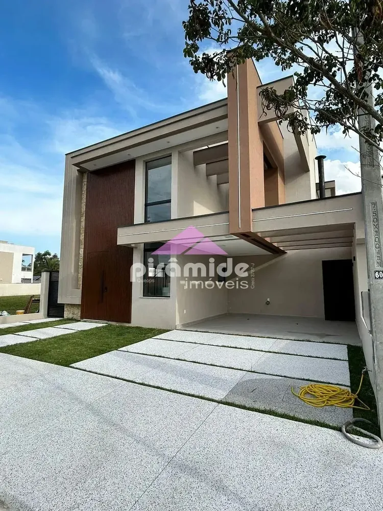 Casa, 3 quartos, 200 m² - Foto 1