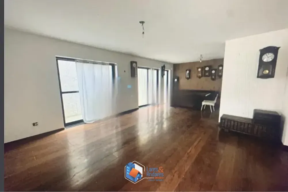 Casa, 3 quartos, 214 m² - Foto 1