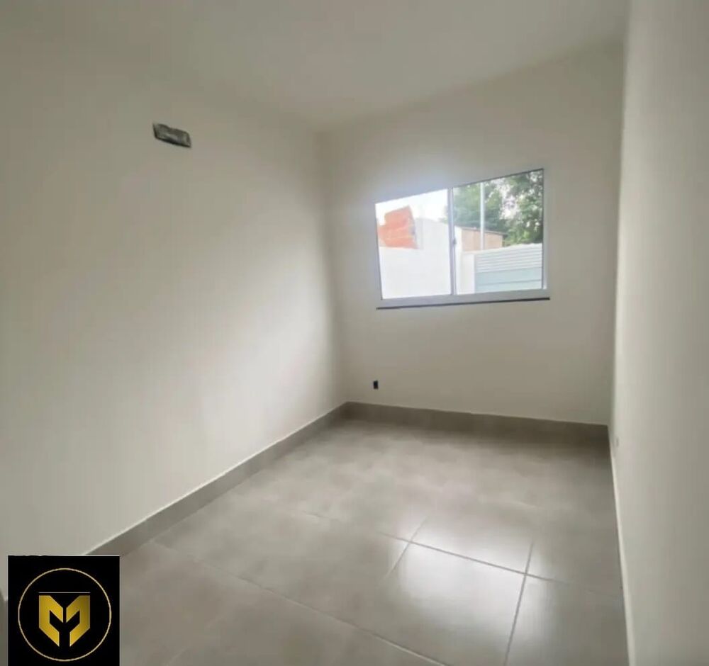 Casa à venda com 2 quartos, 80m² - Foto 4