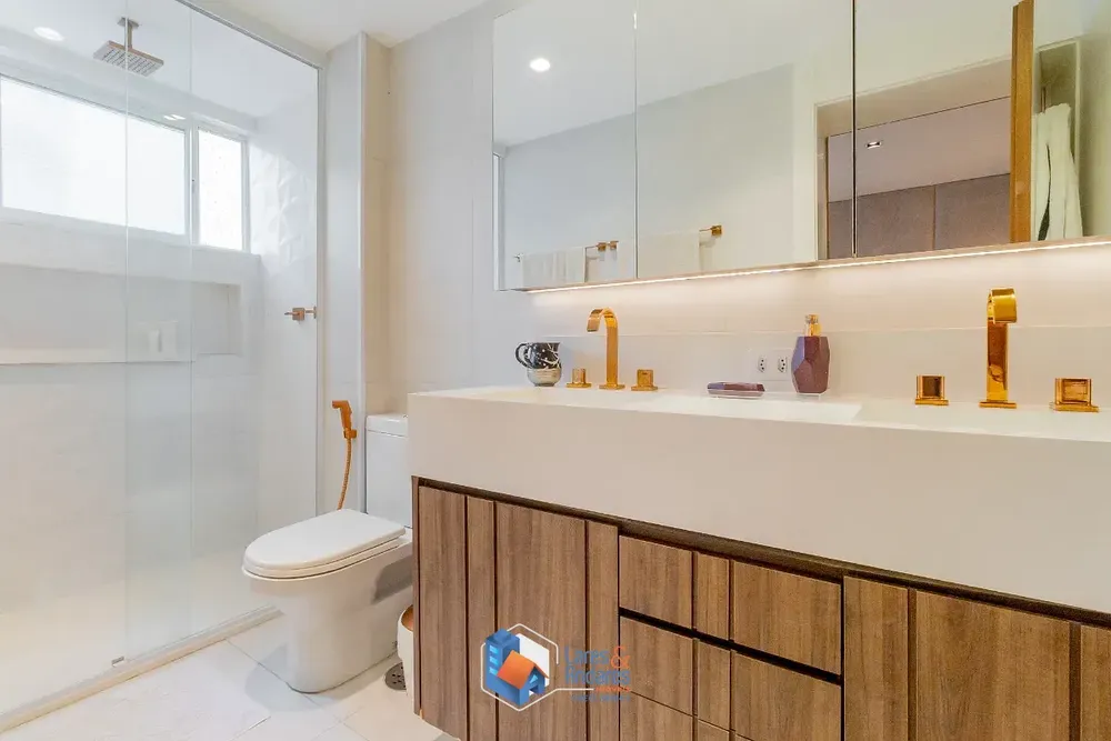 Apartamento, 3 quartos, 198 m² - Foto 2