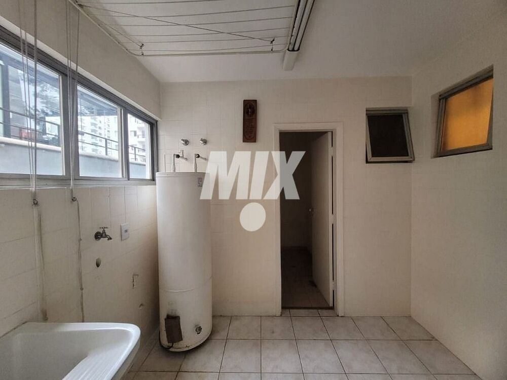 Apartamento à venda com 3 quartos, 113m² - Foto 13