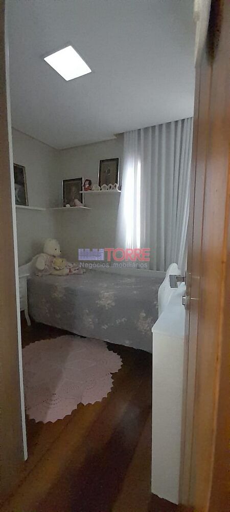 Cobertura à venda com 4 quartos, 180m² - Foto 8