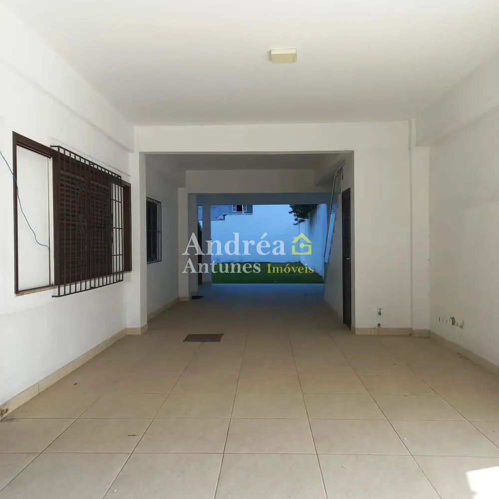 Casa, 4 quartos, 250 m² - Foto 17