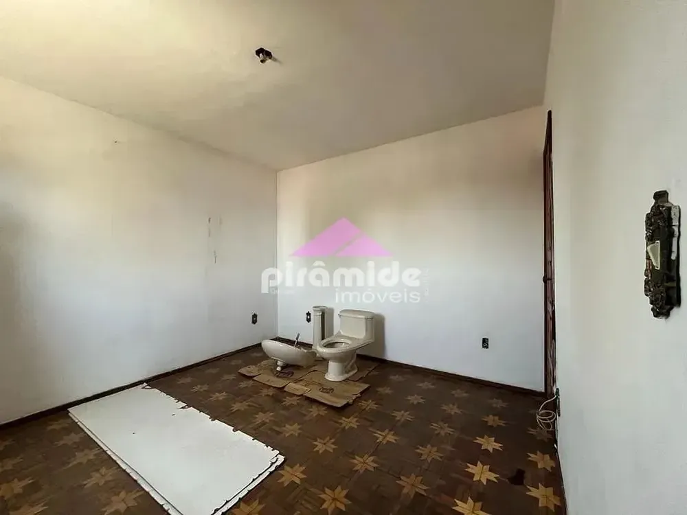 Casa, 8 quartos, 197 m² - Foto 3