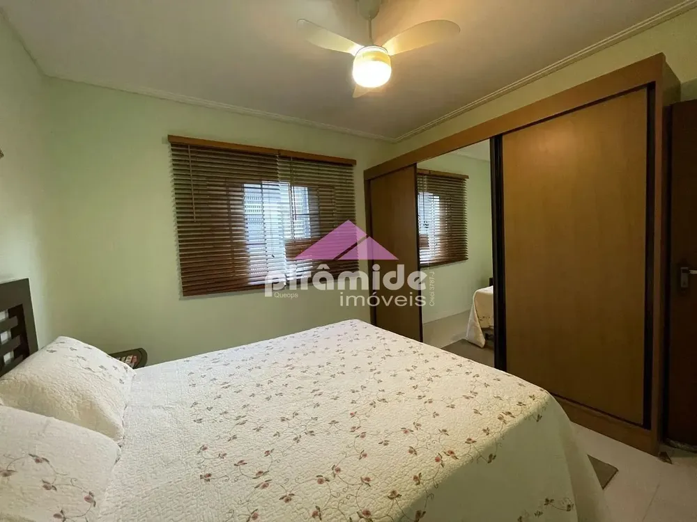 Casa, 3 quartos, 199 m² - Foto 3