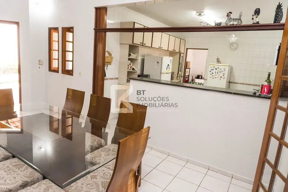 Chácara, 3 quartos, 1000 m² - Foto 1