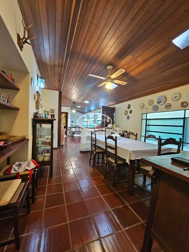 Casa, 6 quartos, 268 m² - Foto 6