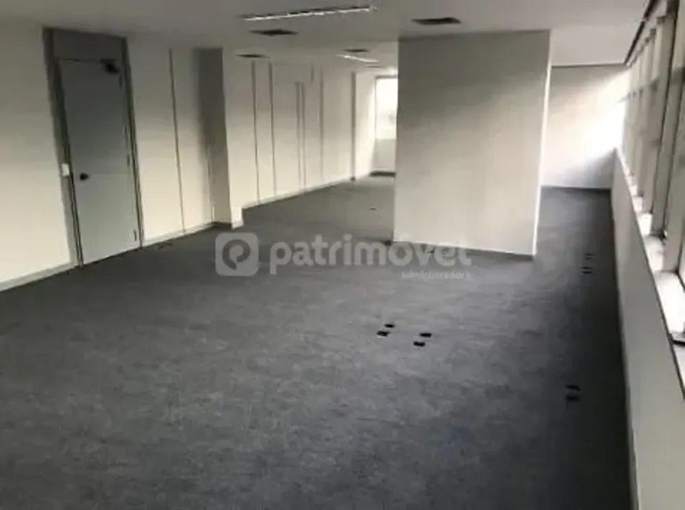 Sala-Conjunto, 300 m² - Foto 1