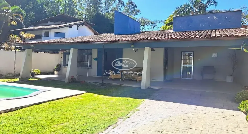 Casa, 4 quartos, 145 m² - Foto 1