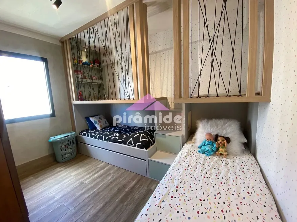 Apartamento, 4 quartos, 230 m² - Foto 2