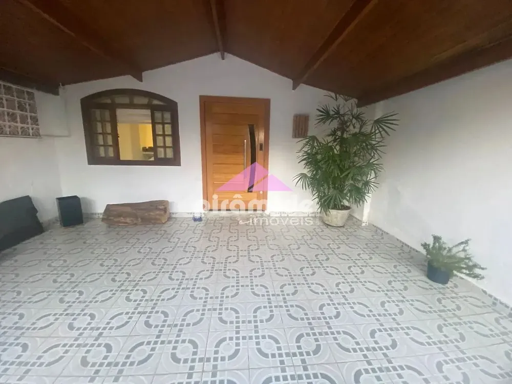 Casa, 4 quartos, 164 m² - Foto 2