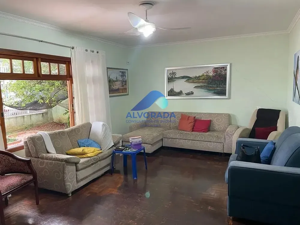 Casa, 3 quartos, 218 m² - Foto 5