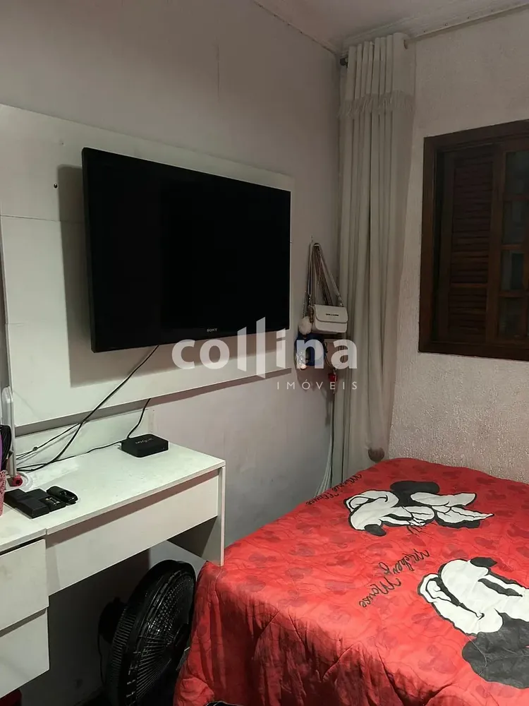 Casa, 6 quartos, 10 m² - Foto 3