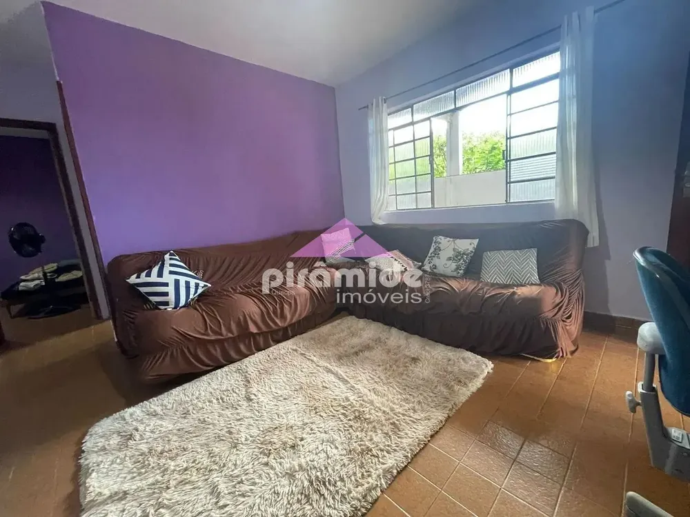 Casa, 4 quartos, 218 m² - Foto 2