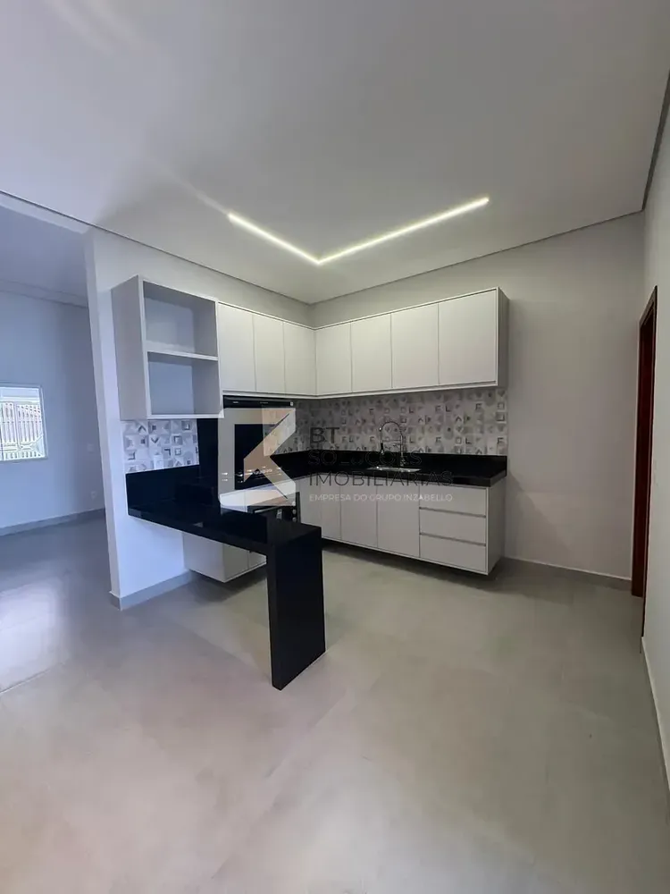 Casa, 3 quartos, 114 m² - Foto 1