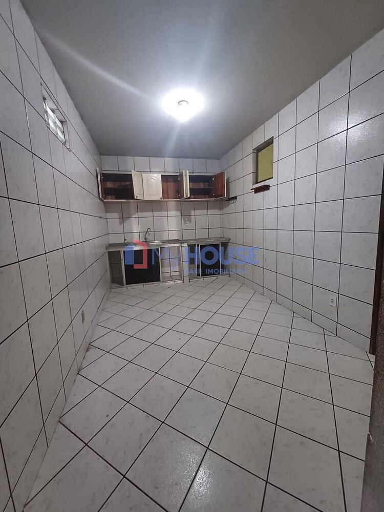 Apartamento à venda com 3 quartos, 198m² - Foto 21