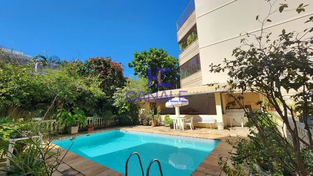 Casa, 3 quartos, 330 m² - Foto 1