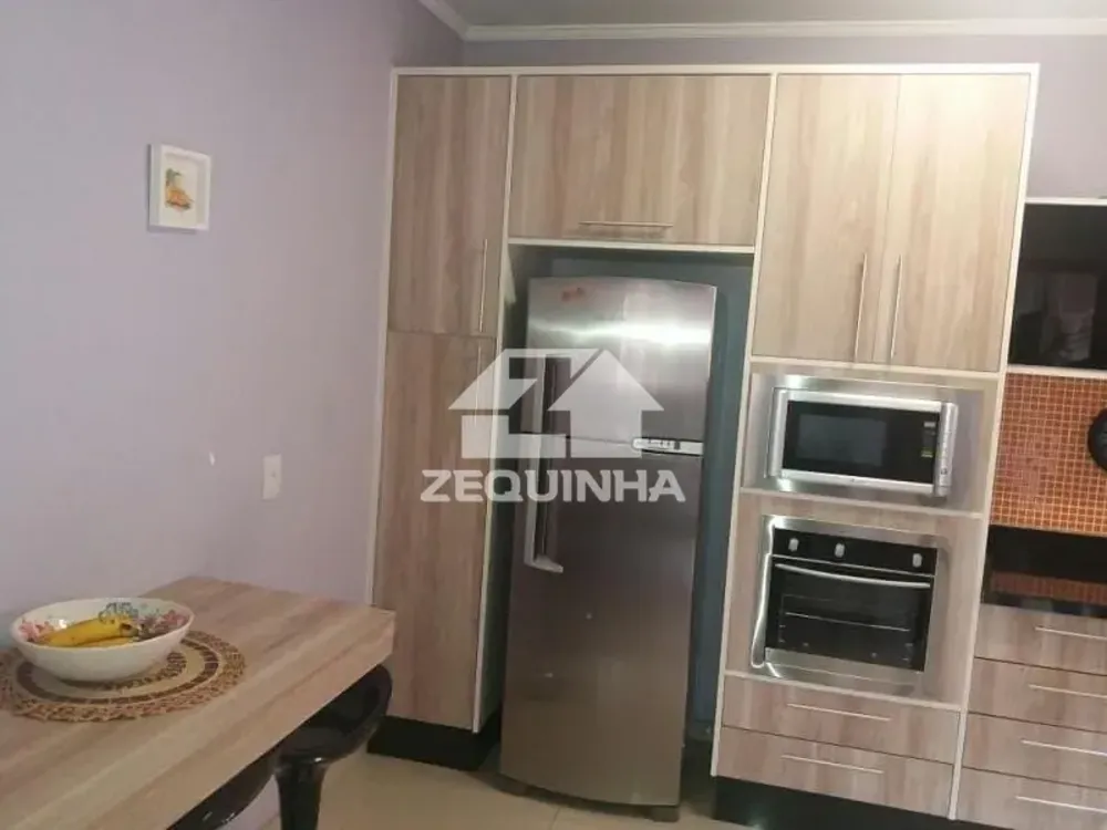 Casa, 3 quartos, 180 m² - Foto 4