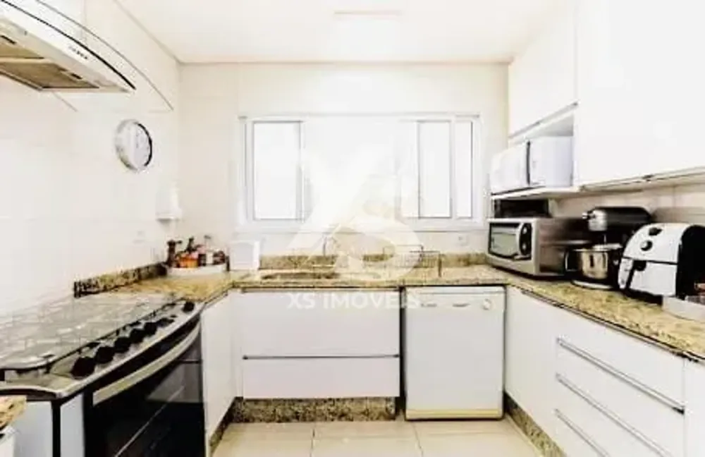Casa, 3 quartos, 220 m² - Foto 1
