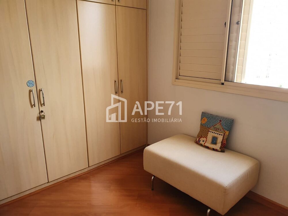 Apartamento à venda com 2 quartos, 67m² - Foto 10