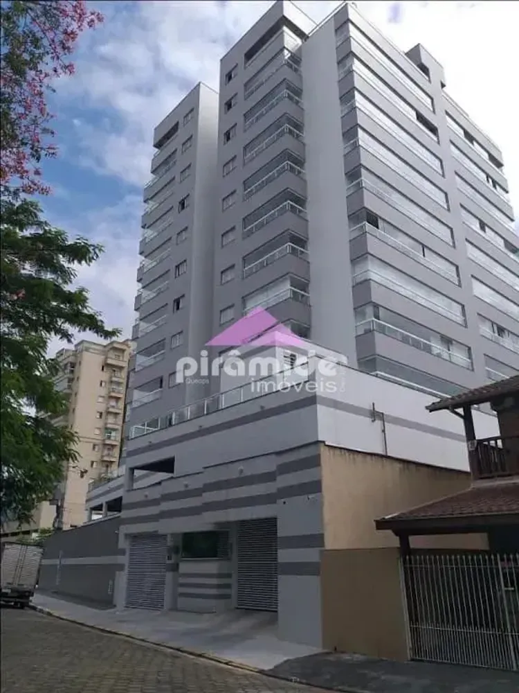 Cobertura, 3 quartos, 246 m² - Foto 1