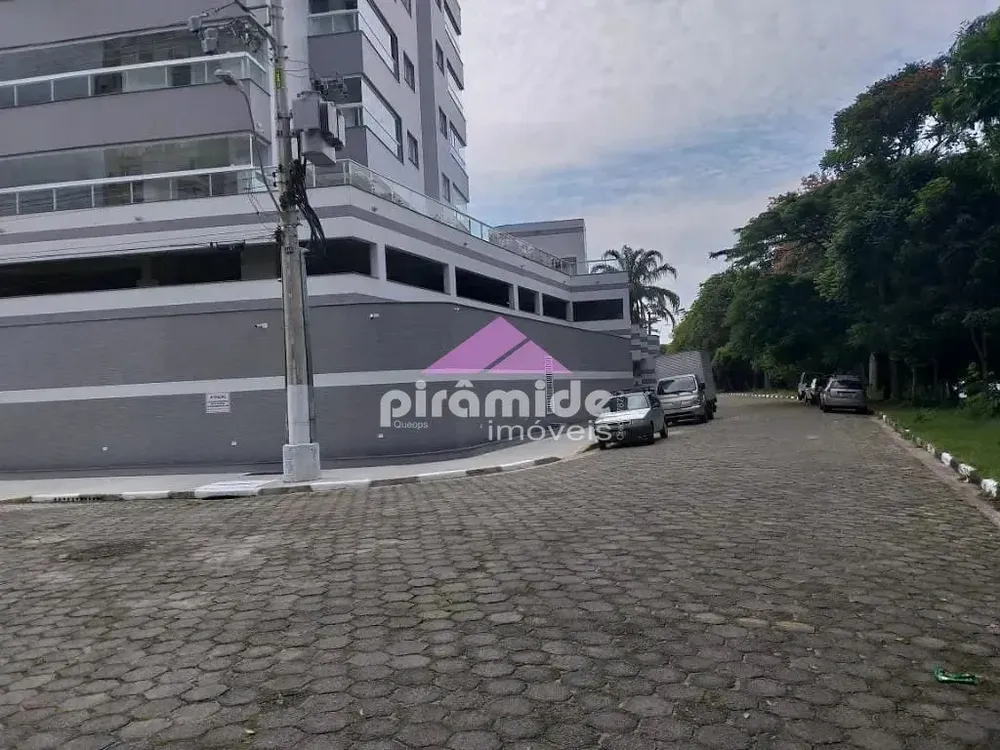 Cobertura, 3 quartos, 246 m² - Foto 4