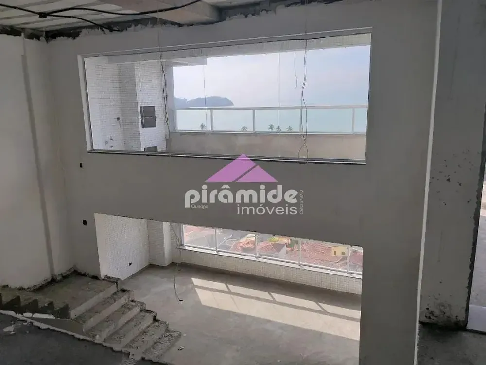 Cobertura, 3 quartos, 246 m² - Foto 3