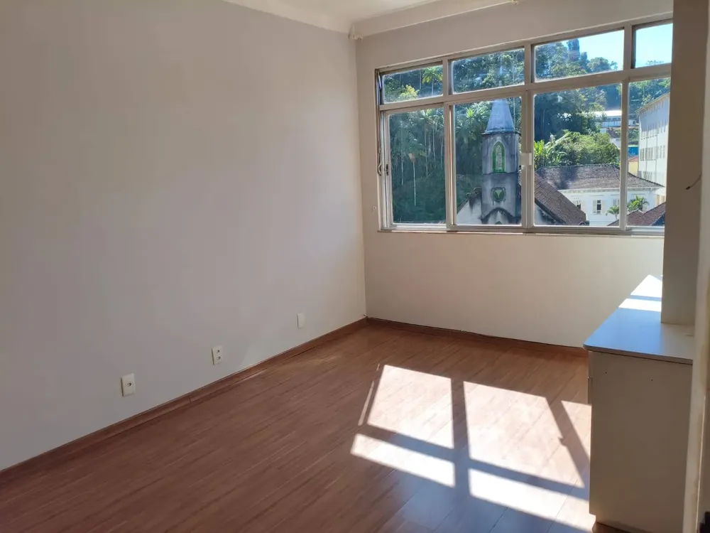 Apartamento, 3 quartos, 10 m² - Foto 1