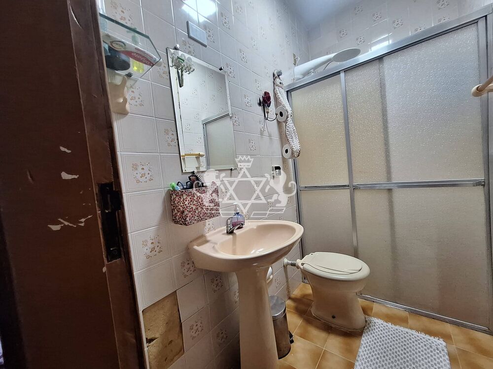 Casa à venda com 2 quartos, 72m² - Foto 8