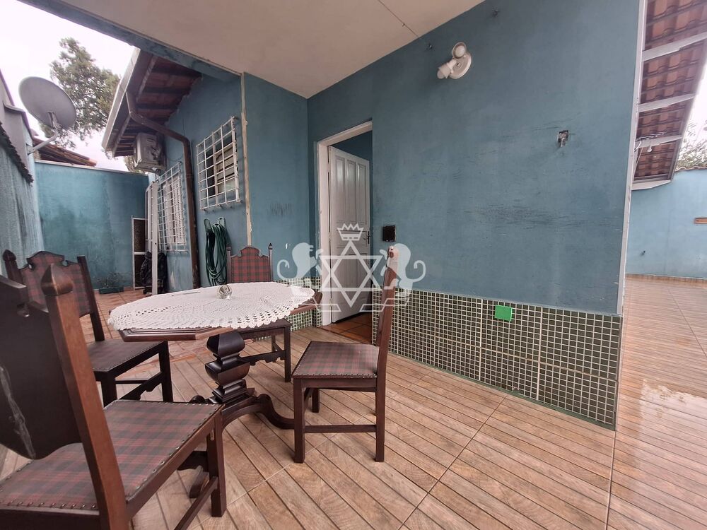 Casa à venda com 2 quartos, 72m² - Foto 6