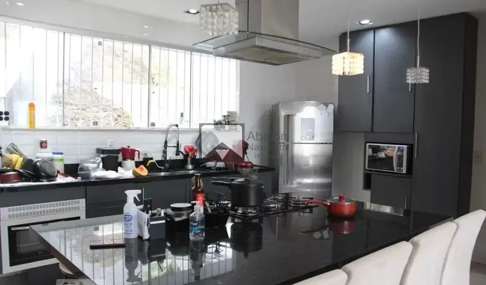 Casa, 4 quartos, 240 m² - Foto 15