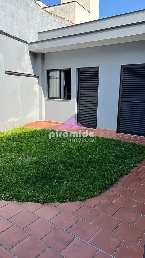 Casa, 3 quartos, 167 m² - Foto 2