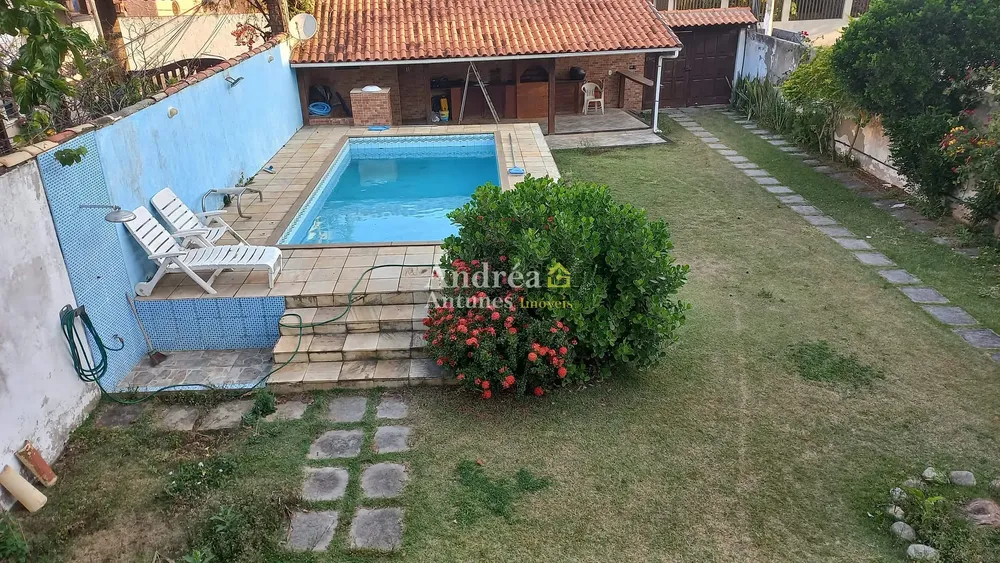Casa, 4 quartos, 226 m² - Foto 1