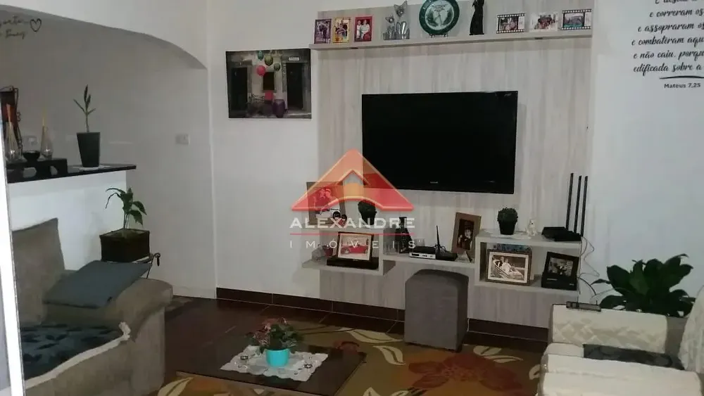 Casa, 3 quartos, 168 m² - Foto 1