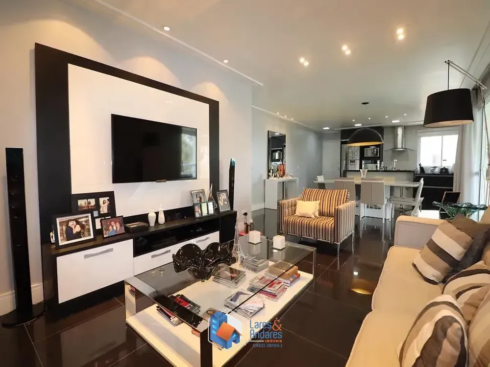 Apartamento, 3 quartos, 142 m² - Foto 1