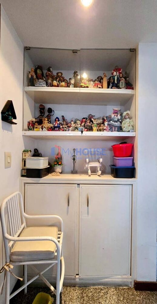 Apartamento à venda com 4 quartos, 200m² - Foto 8