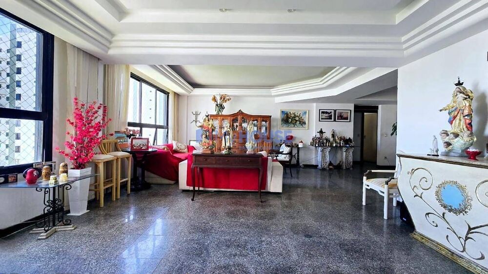 Apartamento à venda com 4 quartos, 200m² - Foto 5