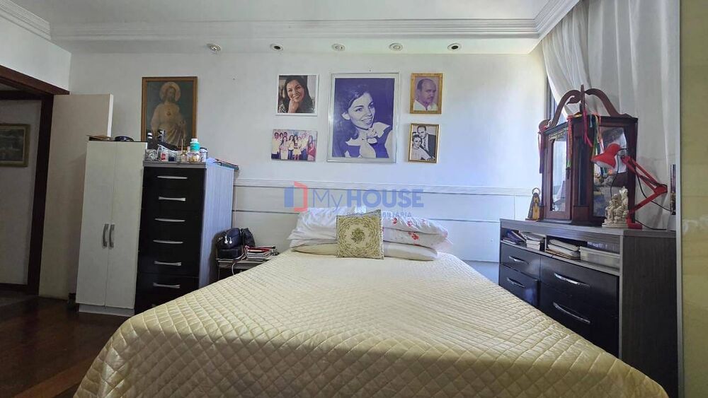 Apartamento à venda com 4 quartos, 200m² - Foto 15