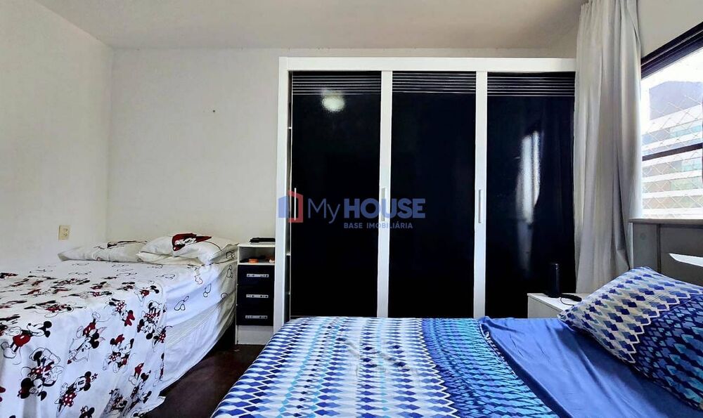 Apartamento à venda com 4 quartos, 200m² - Foto 23