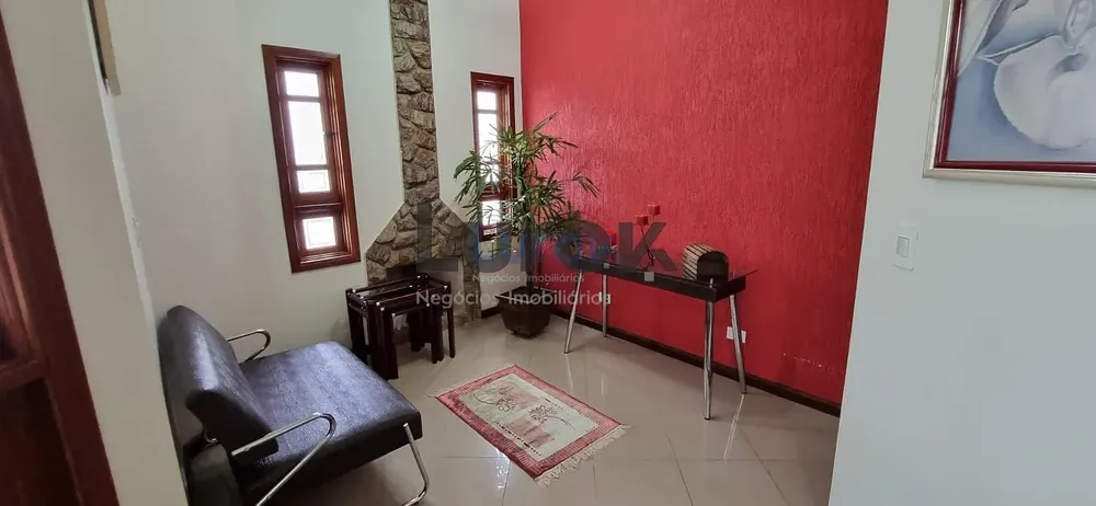 Casa, 3 quartos, 240 m² - Foto 3