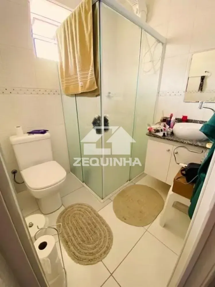 Casa, 6 quartos, 320 m² - Foto 1